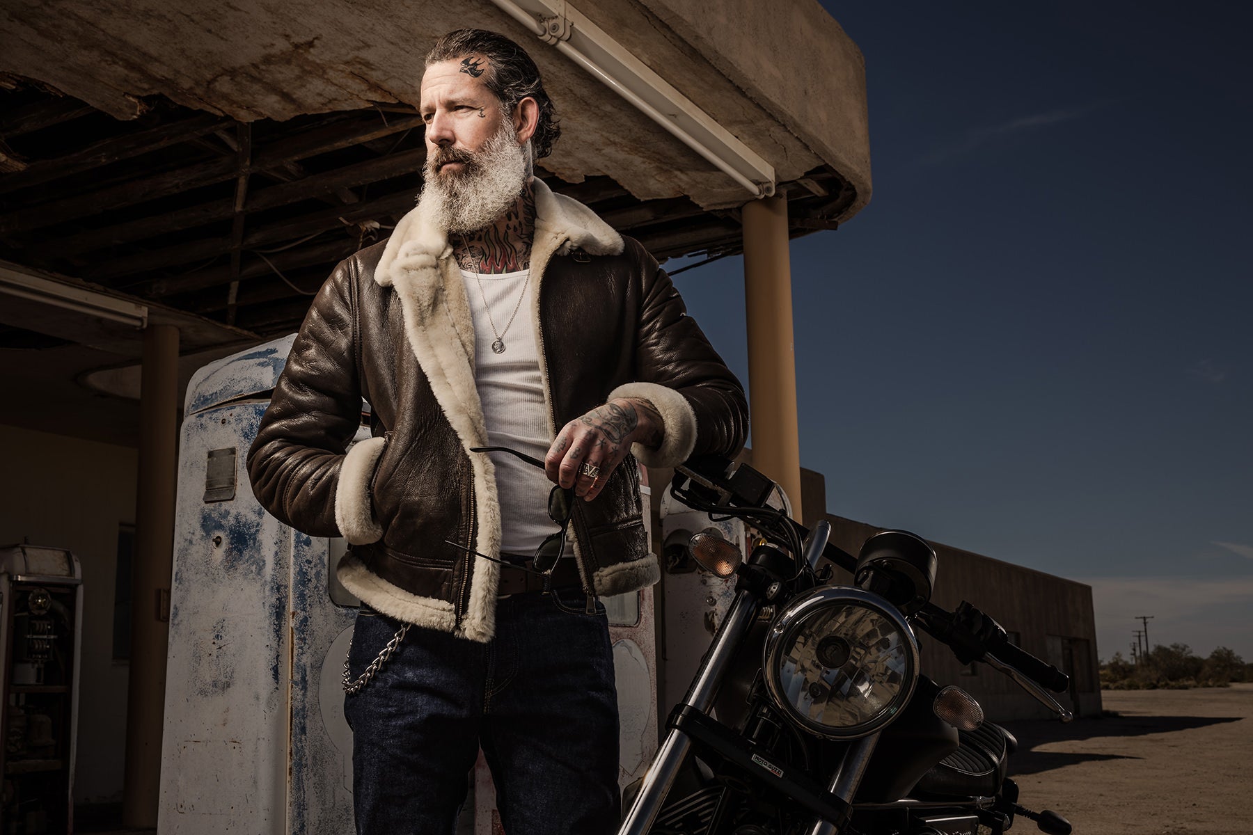 3 Dramatic Lighting Setups Using the MagBox