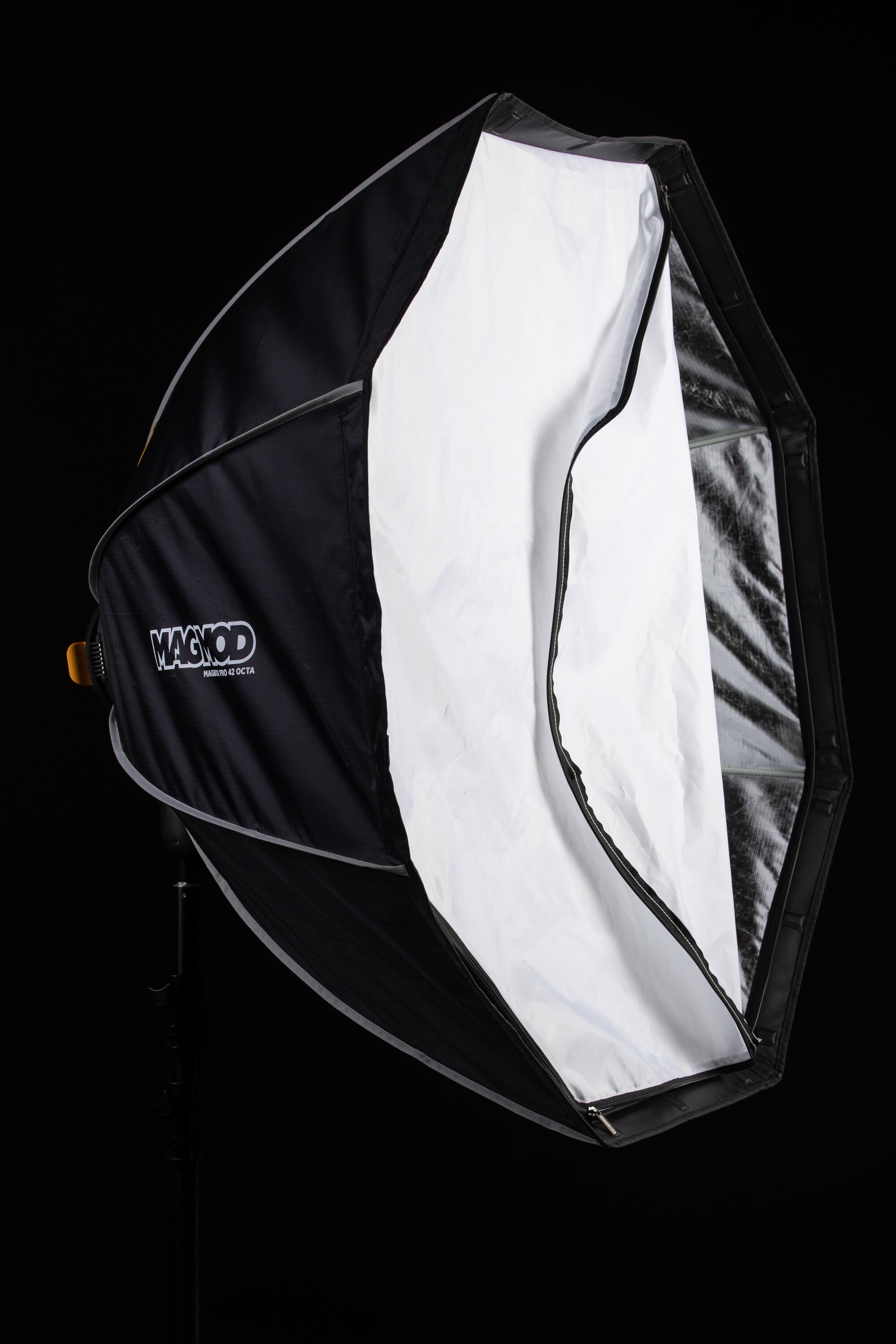 MagMod MagBox Pro 36 top strip softbox