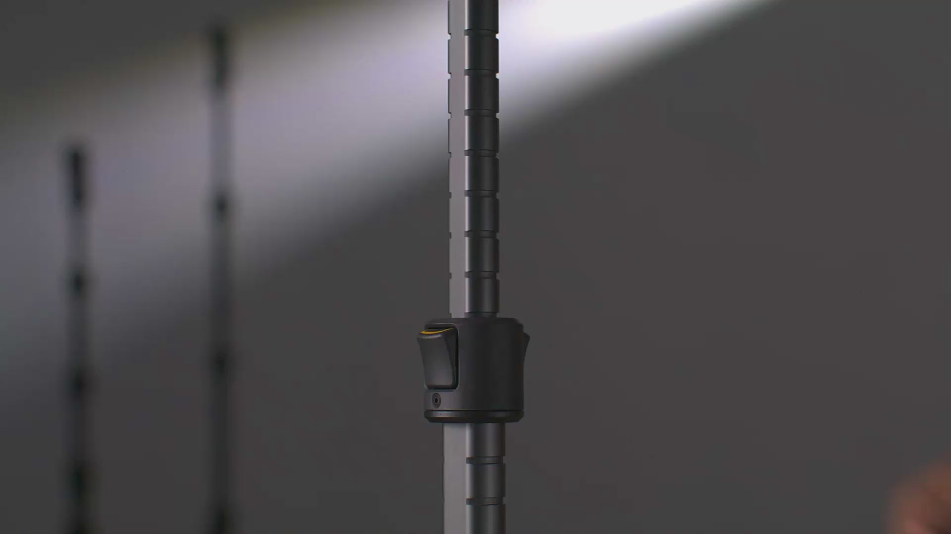 Load video: Auto-Locking Extension Buttons